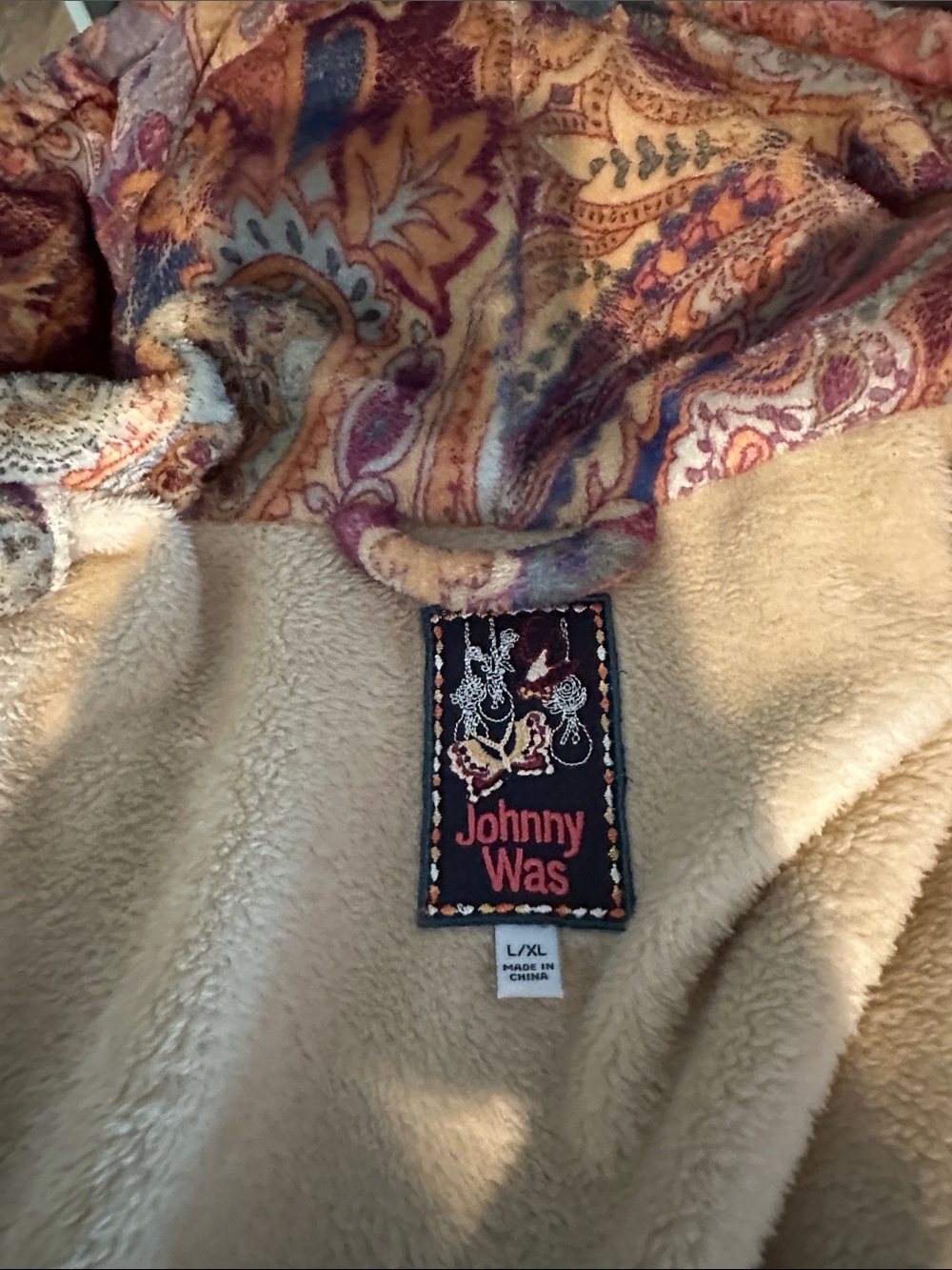 Like new! Johnny Was Long Cozy plush robe-  Sz L/XL Hooded Paisley Pockets Belt - Picture 9 of 10